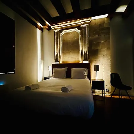De Charme - Le Plume Apartment